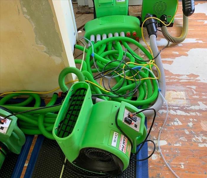 SERVPRO of Dane County West Technicians started the drying process with air movers, air scrubbers, dehumidifiers, drying mats